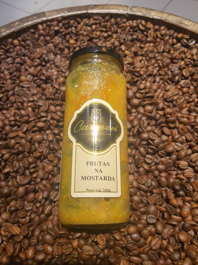 Fruta na Mostarda